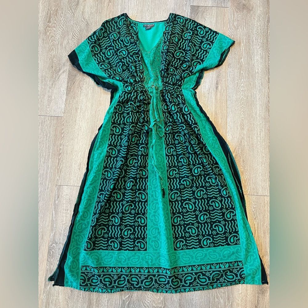 Chic Green and Black Patterned Maxi Dress